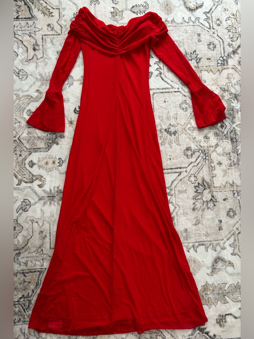 NEW KUTUMAI Off-Shoulder Red Long-Sleeve Maxi Dress with Fluted Cuffs stretch - Picture 3 of 9